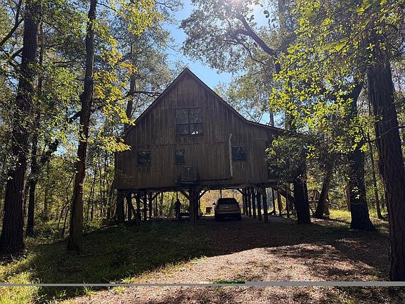 2nd image of 1067 Rawls Rd