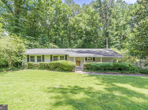 3671 Cold Spring Ln, Atlanta, GA 30341