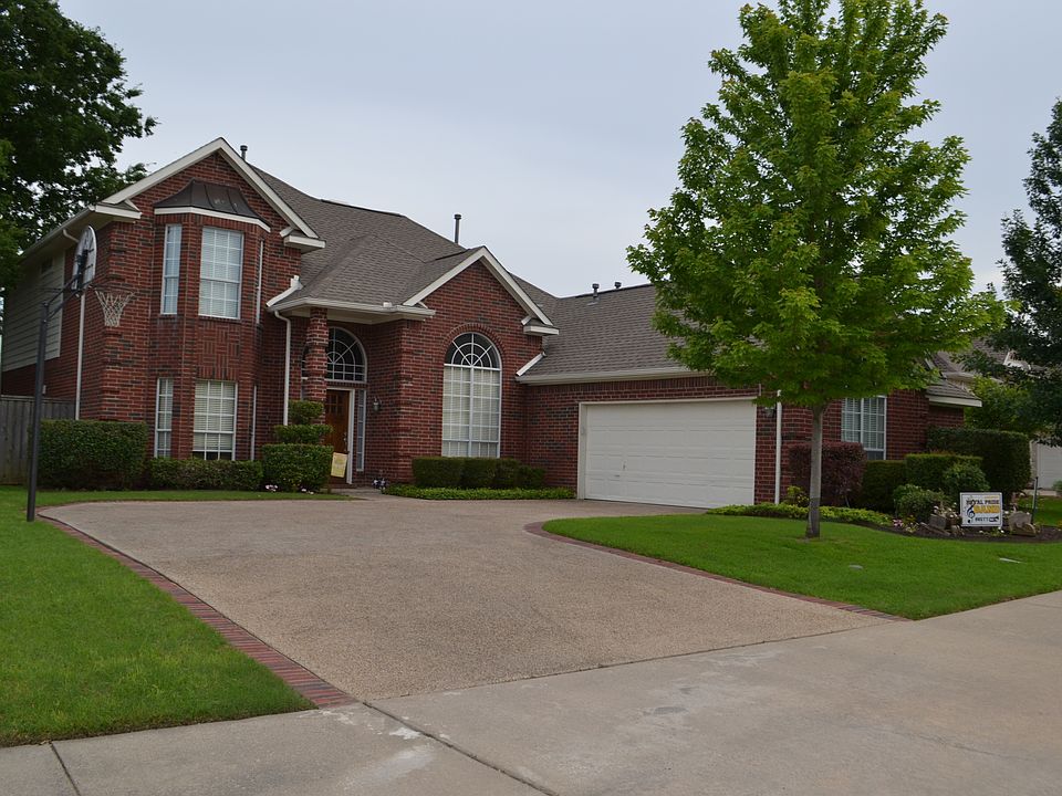 1st image of 2719 Creek Crossing Dr