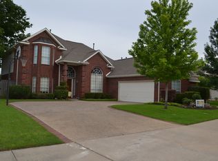 2719 Creek Crossing Dr, McKinney, TX 75072