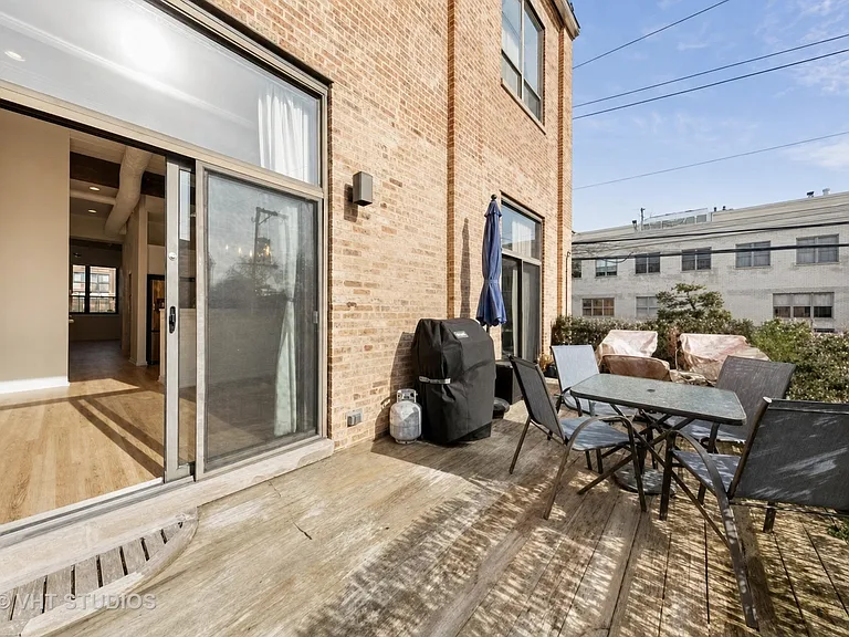 1317 W Belden Ave #F2 — Photo 14