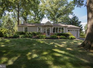 12 Maple Ln, Doylestown, PA 18901