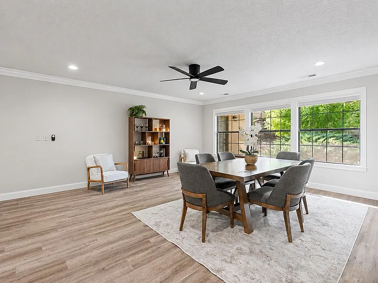 3401 Riverdale Way — Photo 4