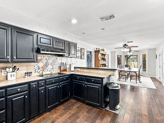 2nd image of 11513 Ridgeview Cir