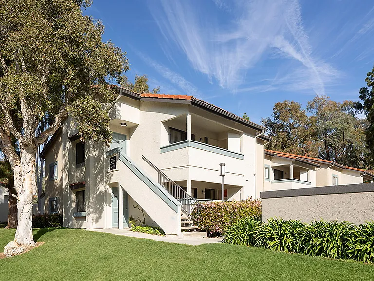 Mission Hills — Photo 32