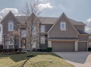 13011 W 128th Ter, Overland Park, KS 66213