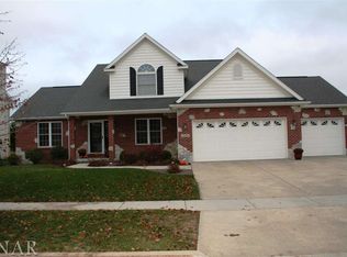 1409 Norma Dr, Bloomington, IL