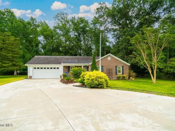 706 Barbour Road, Morehead City, NC 28557