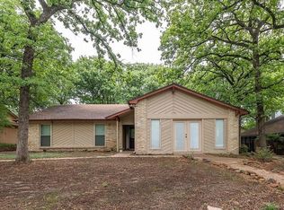 425 Misty Oaks, Azle, TX 76020