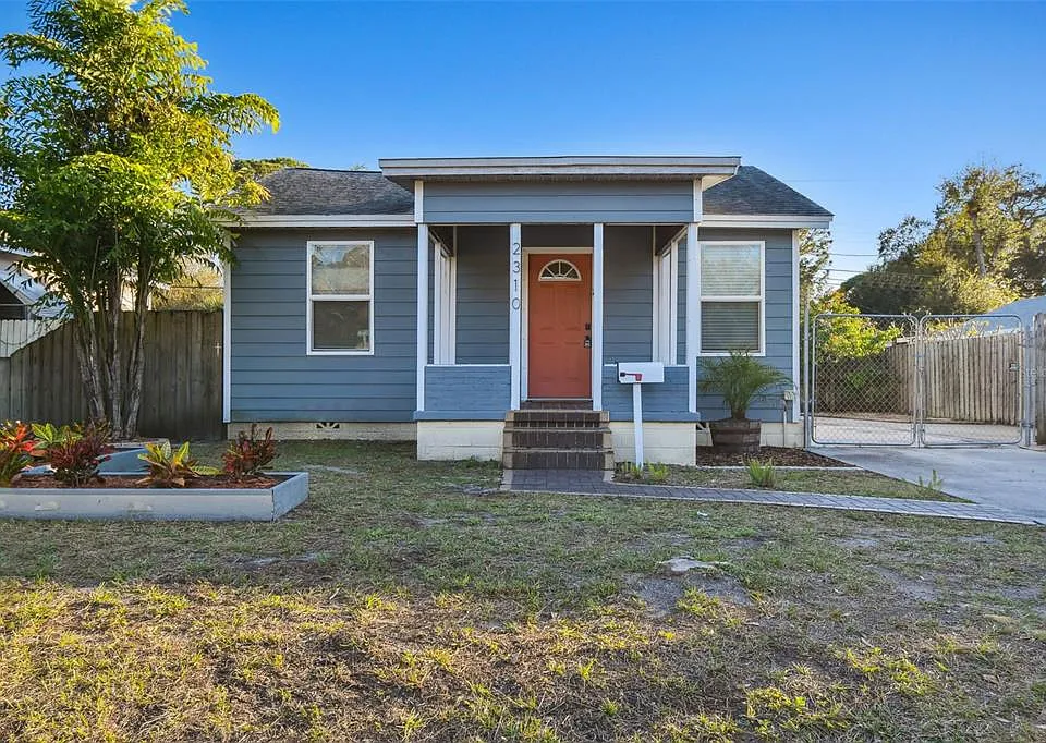 2310 30th Ave N