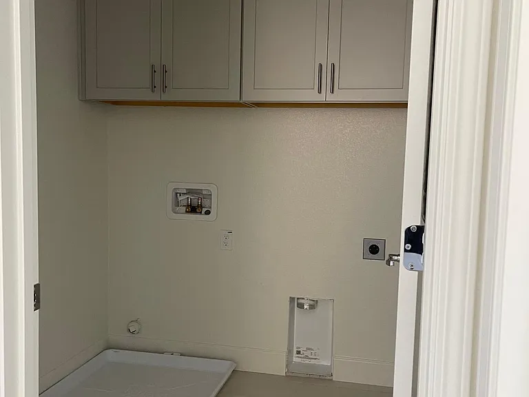 3261 Sherman Way — Photo 20