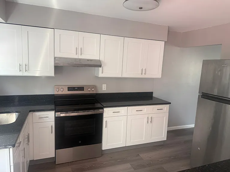 5640 Kart Dr — Photo 3