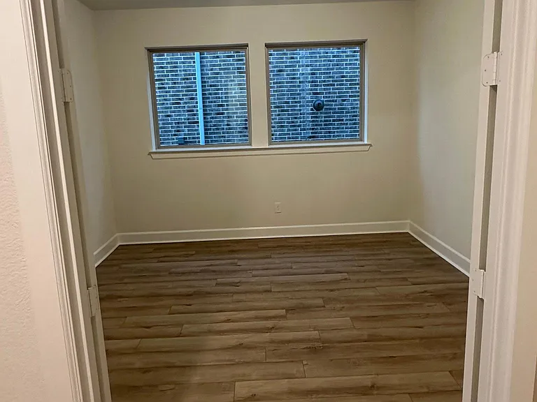 205 Texas Red Ln — Photo 5