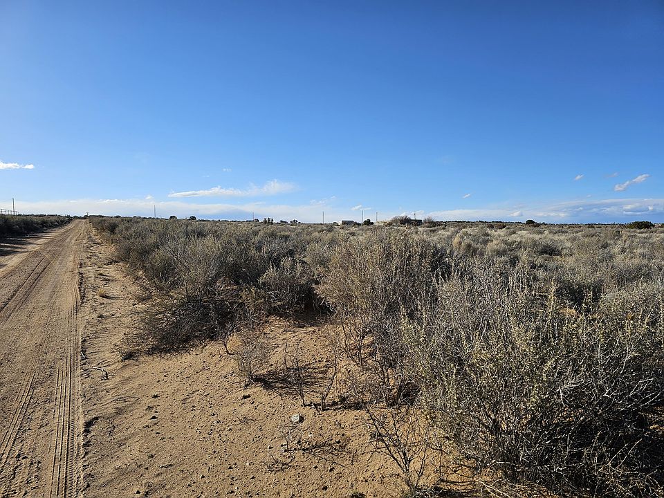 2nd image of Dakota Rd SW
