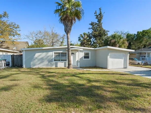 2217 Pembrook Dr, Orlando, FL 32810