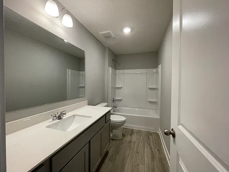 12732 Ashbury Dr — Photo 16