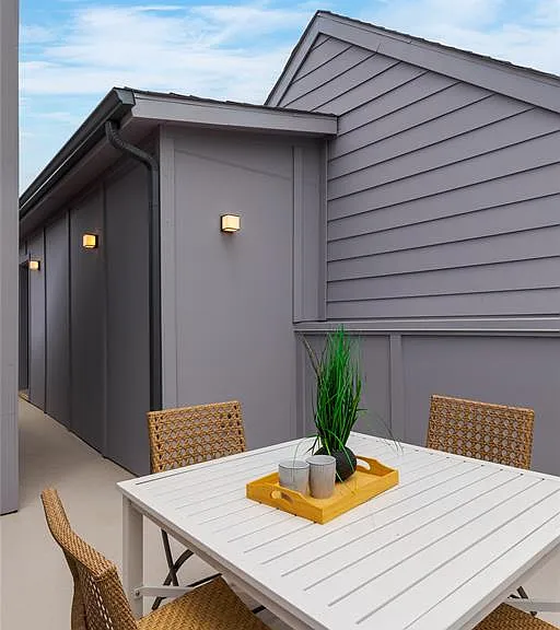 2801 Weisenberger St #101 — Photo 13