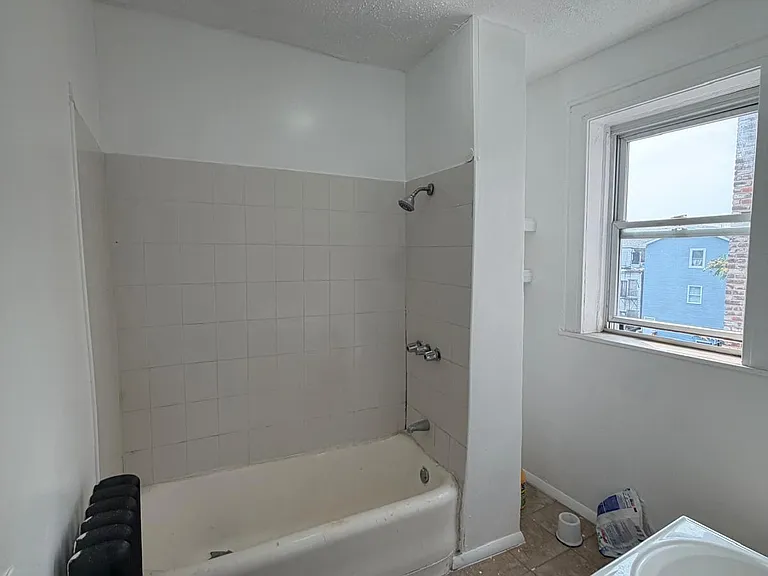 254 Mount Prospect Ave #301 — Photo 4