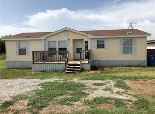 112 Valley Lake Ln, Springtown, TX 76082