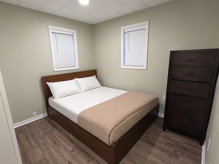 390 Eastview Dr #1 — Photo 3