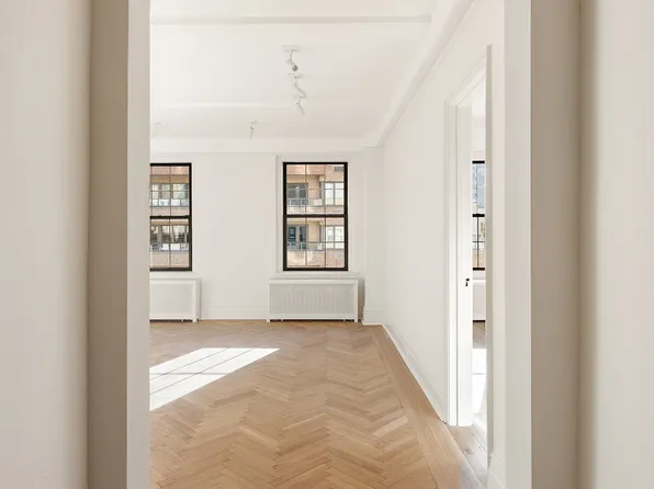 23 East 74th Street image 3 of 9