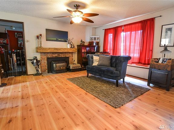 4th image of 42959 SE 170th Ct