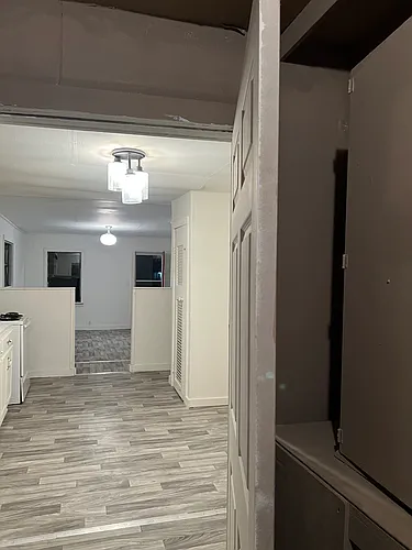 437 Well St Photo 1