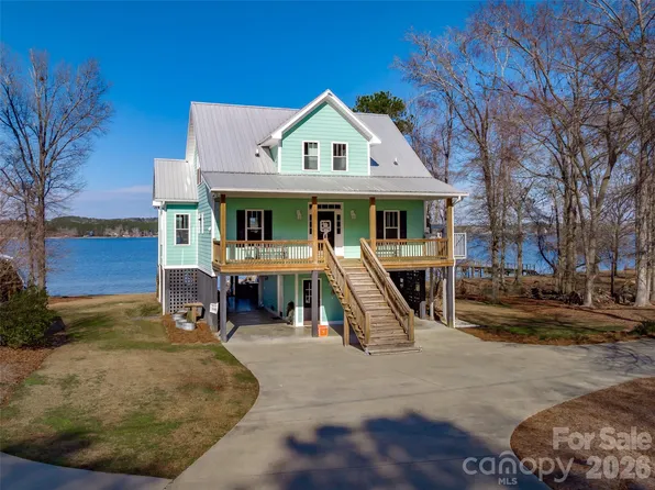 2583 Rockbridge Rd, Ridgeway, SC 29130