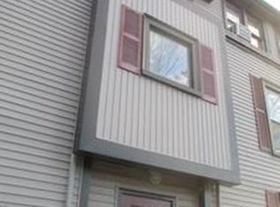 50 Brookvale St APT 3B, Lynn, MA 01905