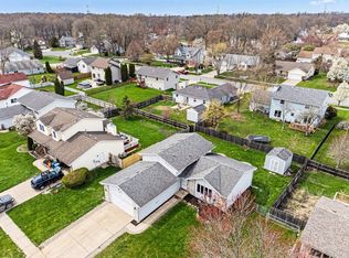 1412 Essex Dr, Porter, IN