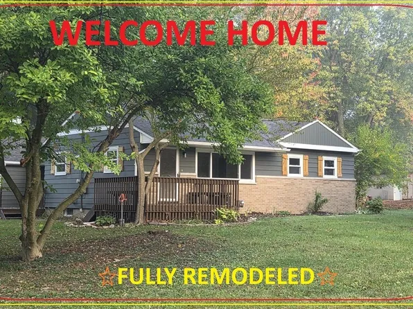 15860 Oak Lane Dr, Lansing, MI 48906