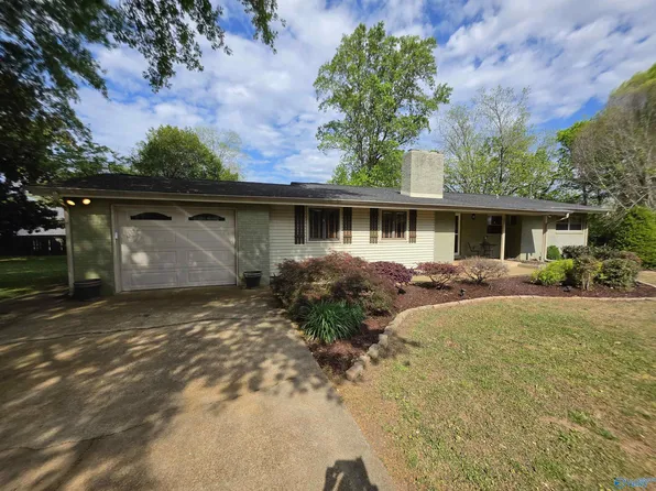 788 Old Gurley Rd NE, Huntsville, AL 35811