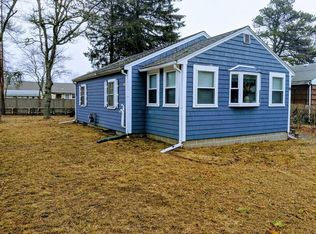 19 Monack Rd, Buzzards Bay, MA 02532