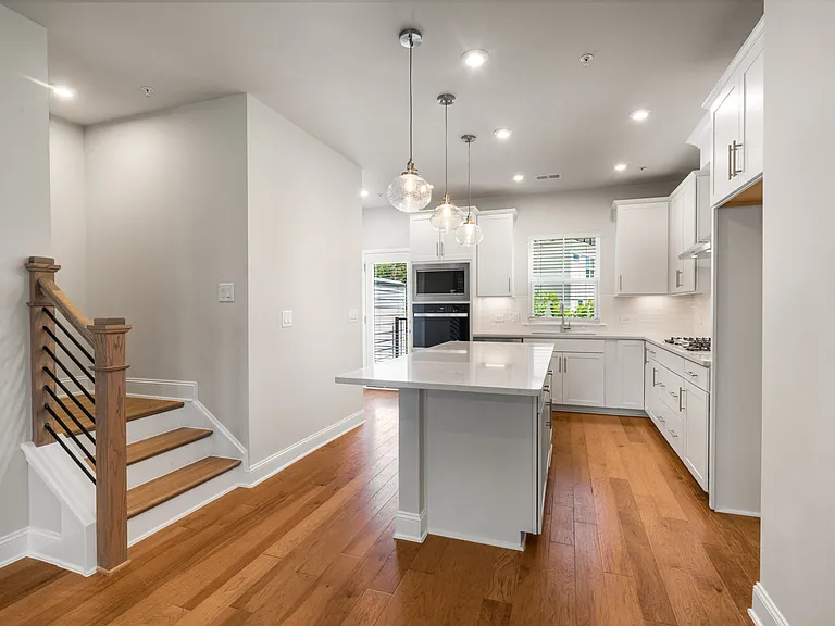 2567 Astaire Ct — Photo 4