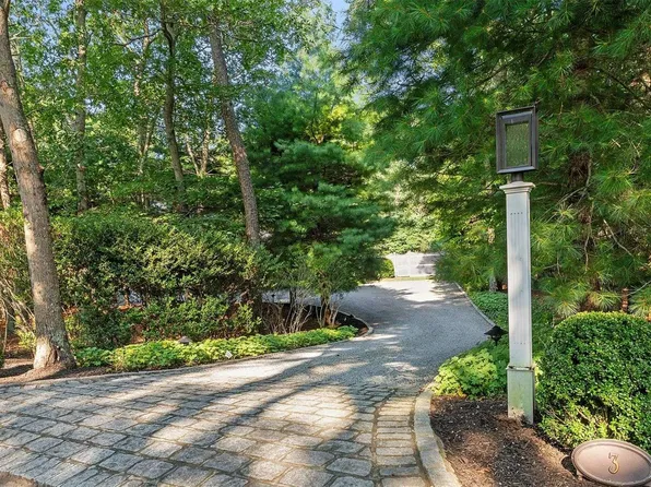 3 Cedar Trail, East Hampton, NY 11937