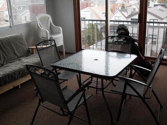 3rd image of 1942 W Diversey Pkwy #3E