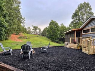 390 Haddock Dr, Blue Ridge, GA 30513