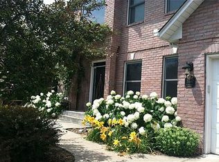 7687 Somerset Rd, Woodbury, MN 55125