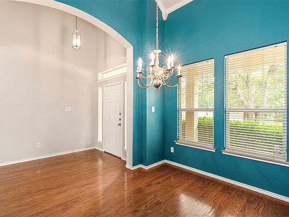 5th image of 9253 Odeum Dr
