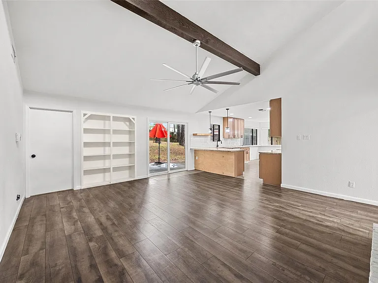 431 Evergreen Dr — Photo 7