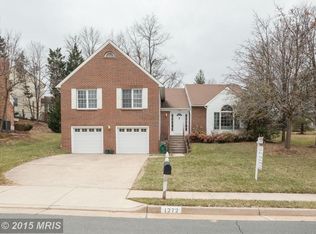 1272 Mason Mill Ct, Herndon, VA 20170