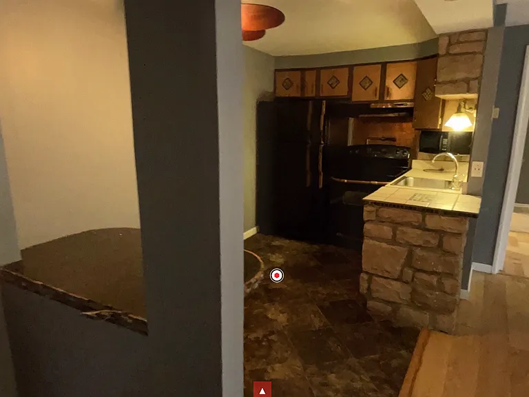 2785 Queen City Ave — Photo 2