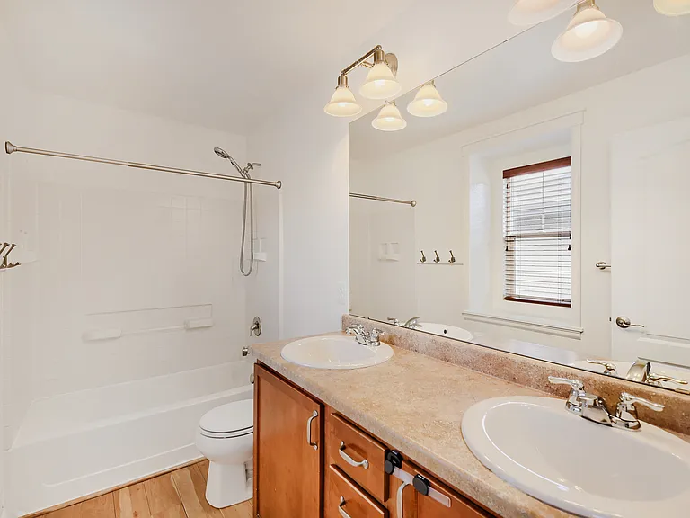 10875 E 28th Pl — Photo 15
