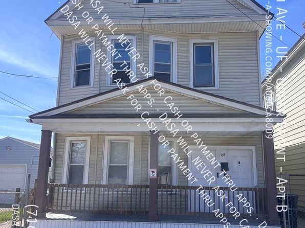105 Ingham Ave