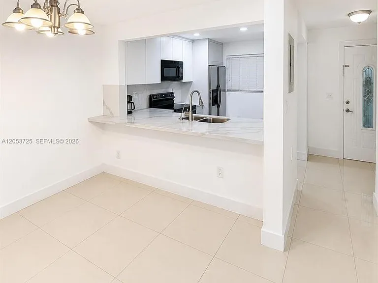 10871 NW 7th St #1424 — Photo 2