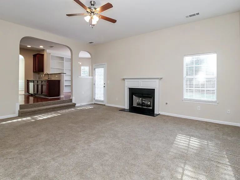 4940 Hopewell Manor Dr — Photo 14