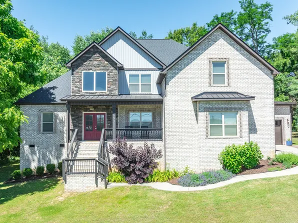 652 Vaughan Rd, Clarksville, TN 37043