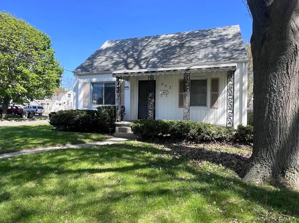 652 Crawford St, Flint, MI 48507