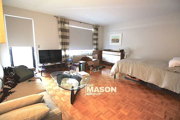 Rented by Mason Group LLC | media 22