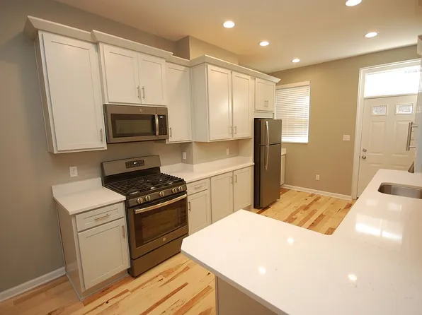 5847 Pierce St, Pittsburgh, PA 15232